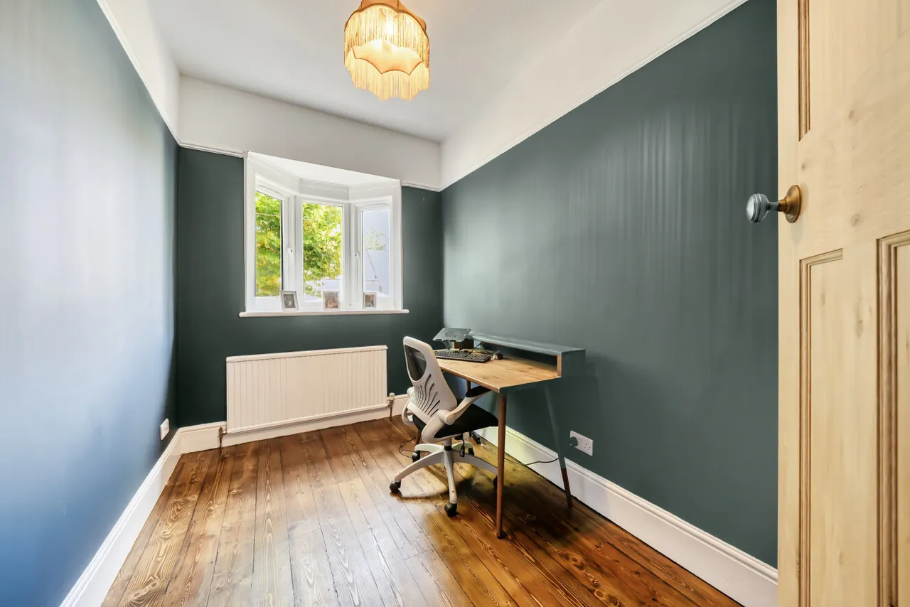 Woodberry Avenue, London, N21, photo 17