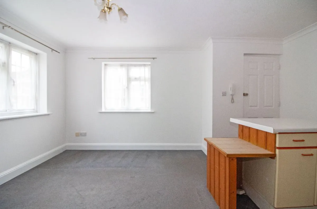 Mallard Road, Rowland's Castle, PO9 6HN, photo 3