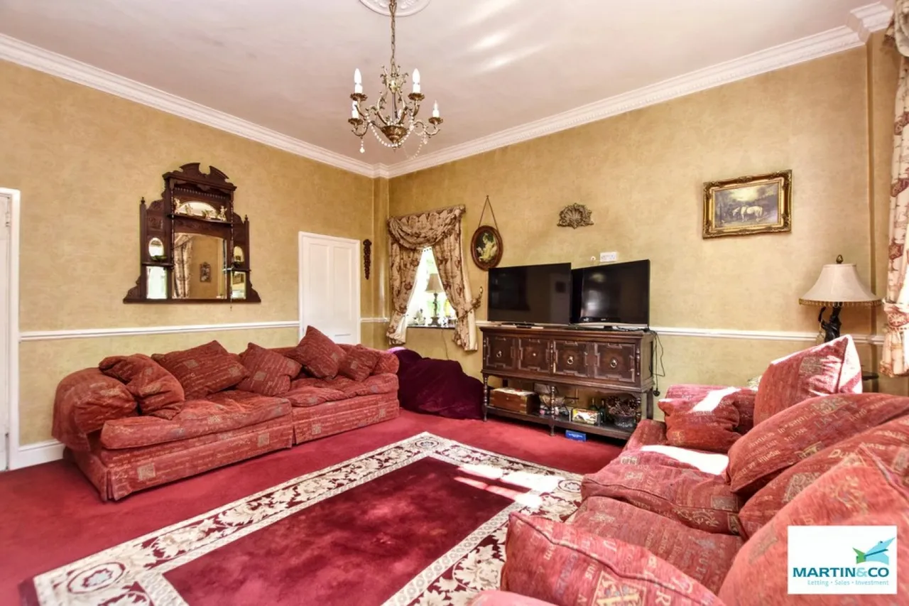 Elm Tree Drive, Burbage, photo 12