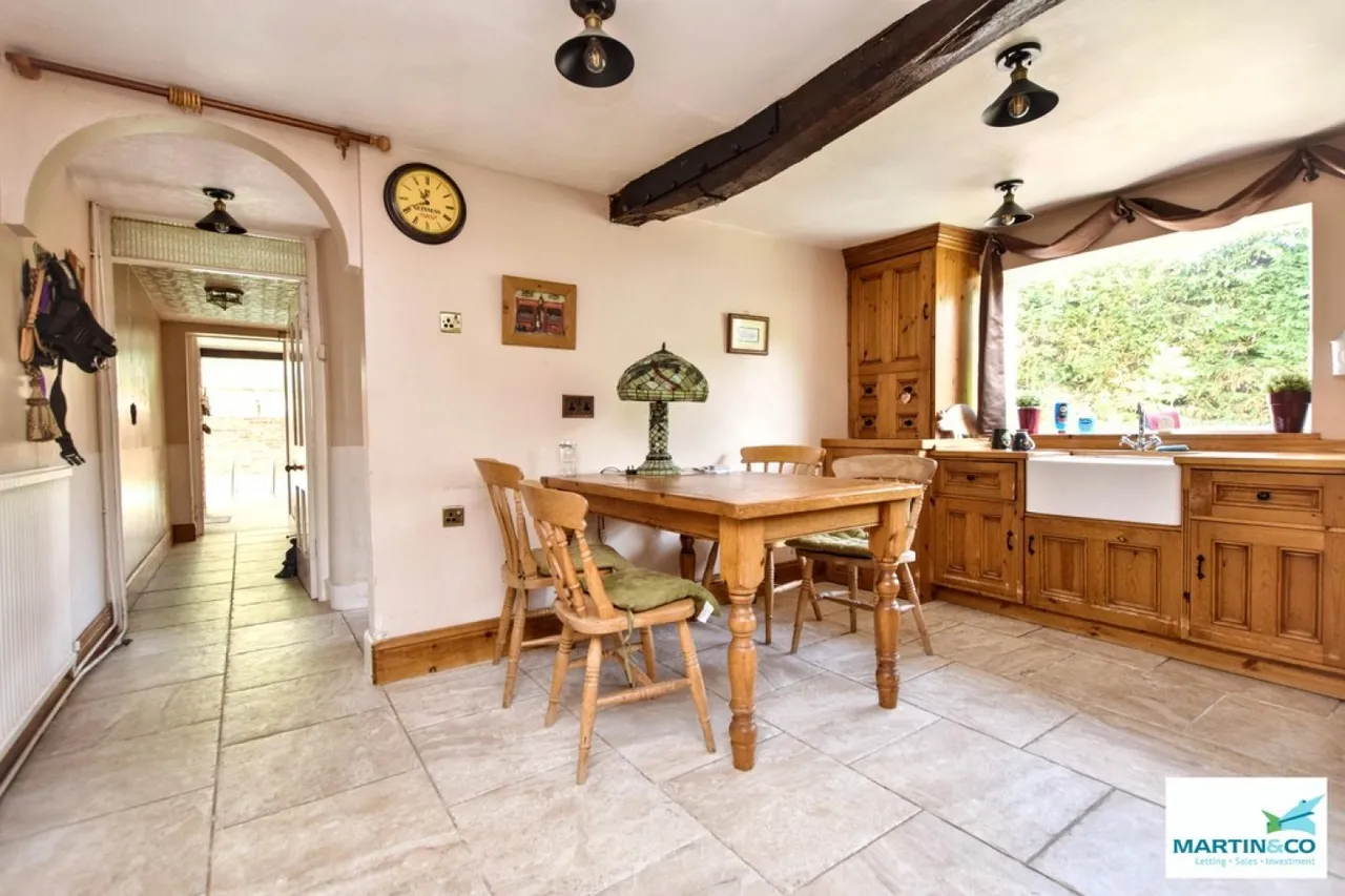 Elm Tree Drive, Burbage, photo 8
