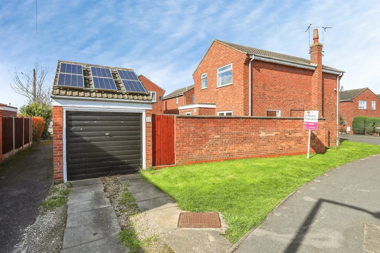Southfields Rise, North Leverton, Retford, photo 2