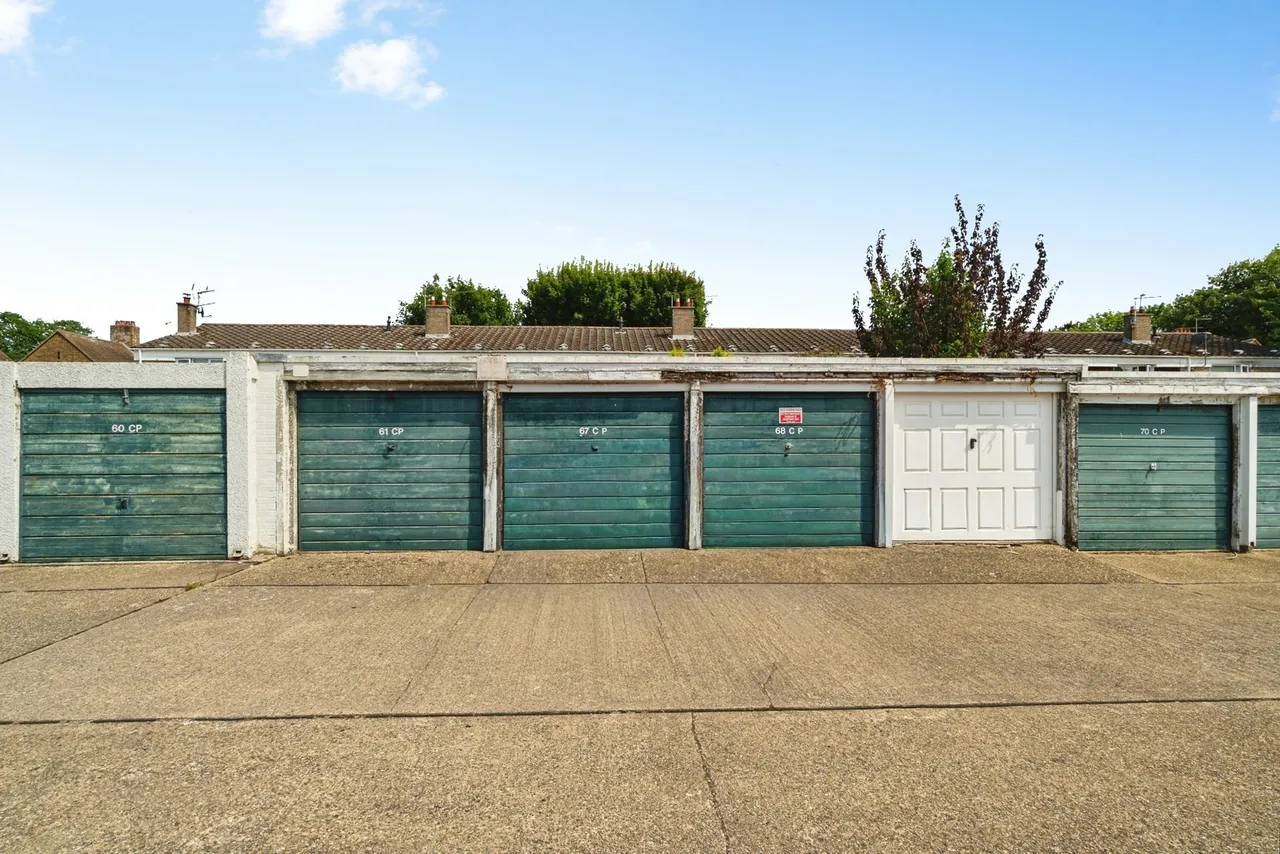 Cromes Place, Badersfield, Norwich, Norfolk, NR10, photo 15