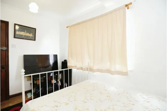 Seaton Road, Welling, DA16, photo 11
