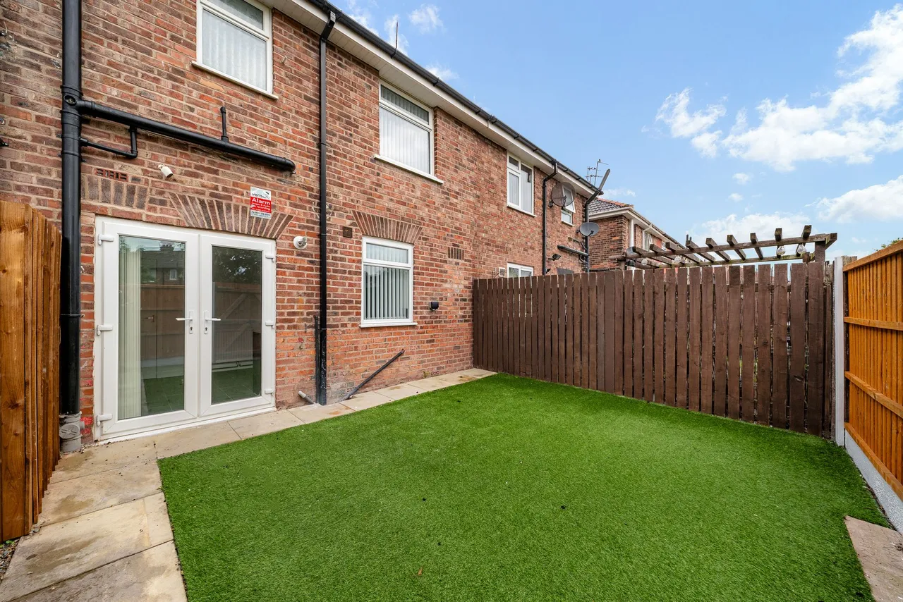 Lower House Lane, Widnes, Widnes, WA8 7EQ, photo 18