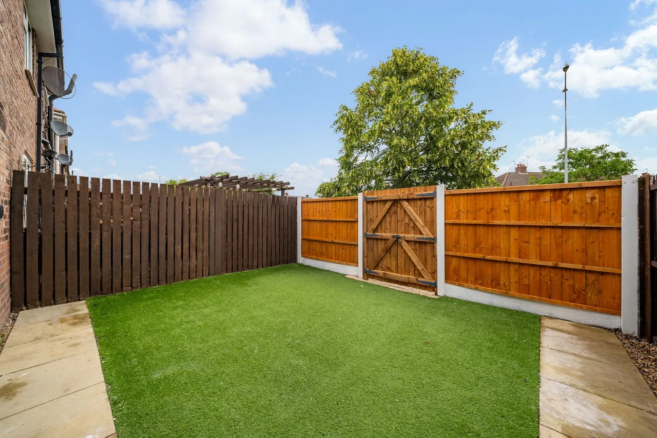 Lower House Lane, Widnes, Widnes, WA8 7EQ, photo 17