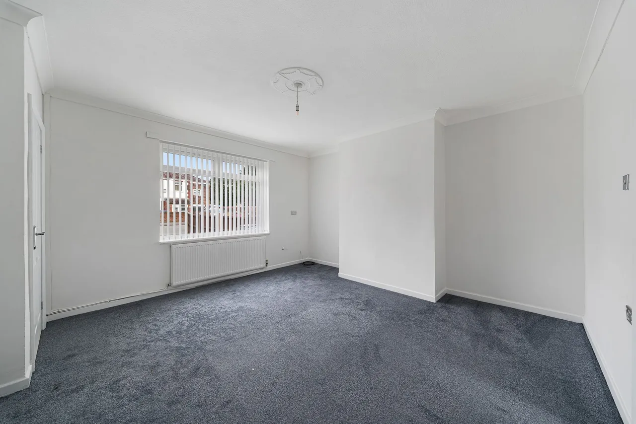 Lower House Lane, Widnes, Widnes, WA8 7EQ, photo 6