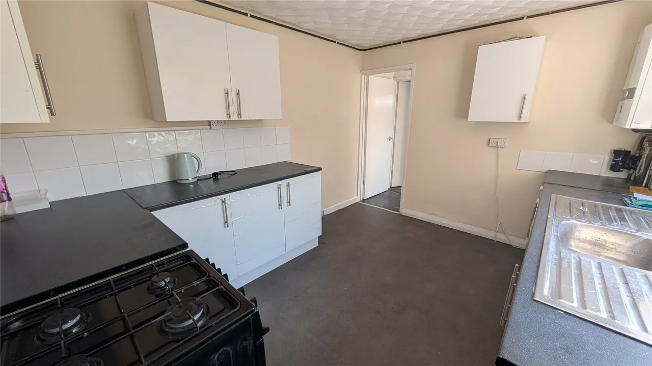 Livingstone Road, Southampton, Hampshire, SO14, photo 2