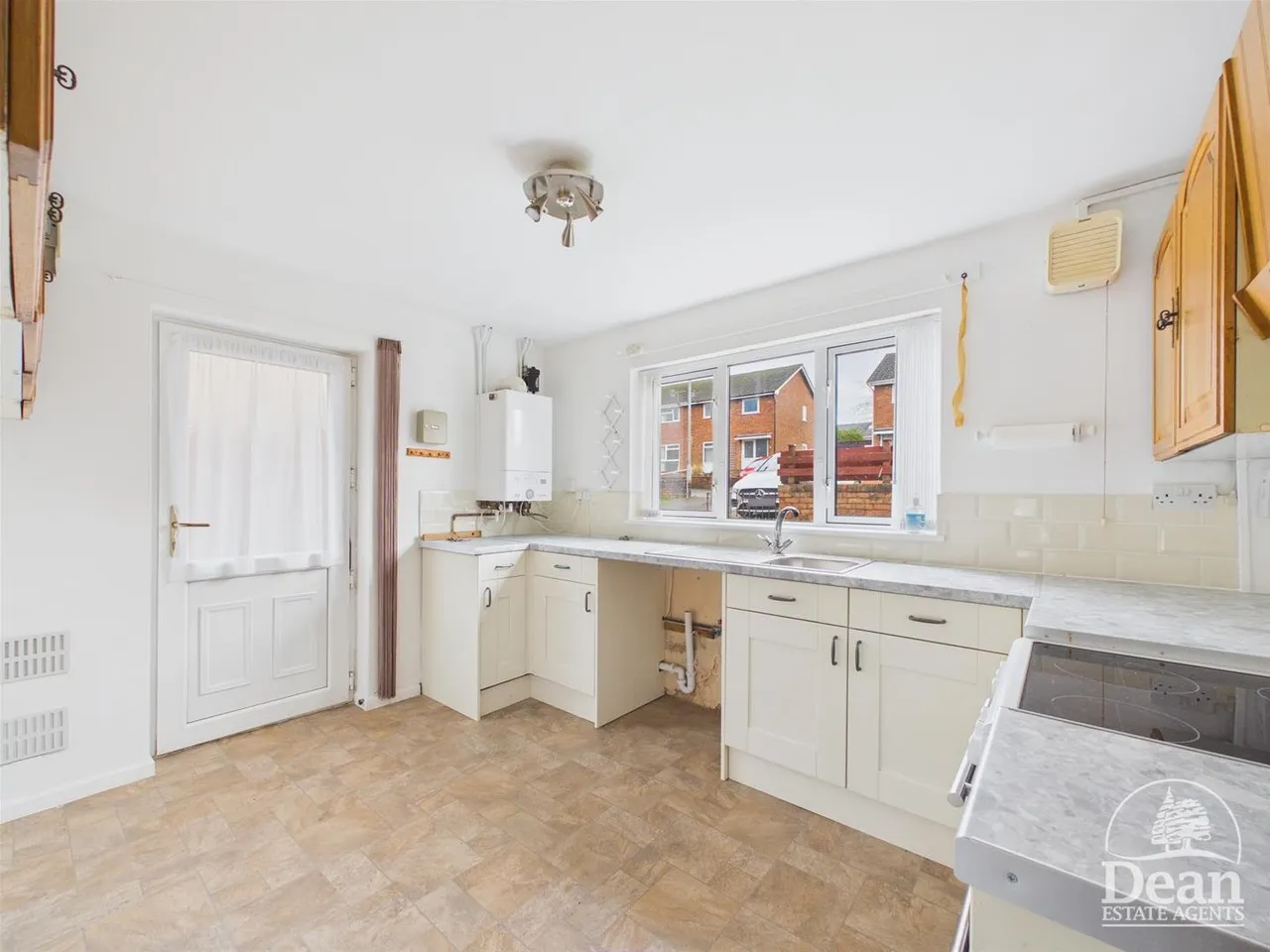Beaufort Drive, Lydney, photo 5
