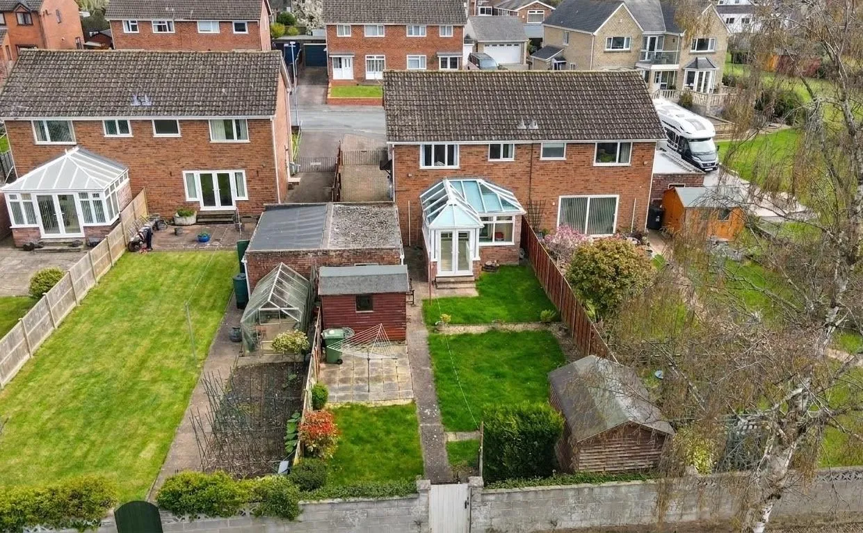 Beaufort Drive, Lydney, photo 2