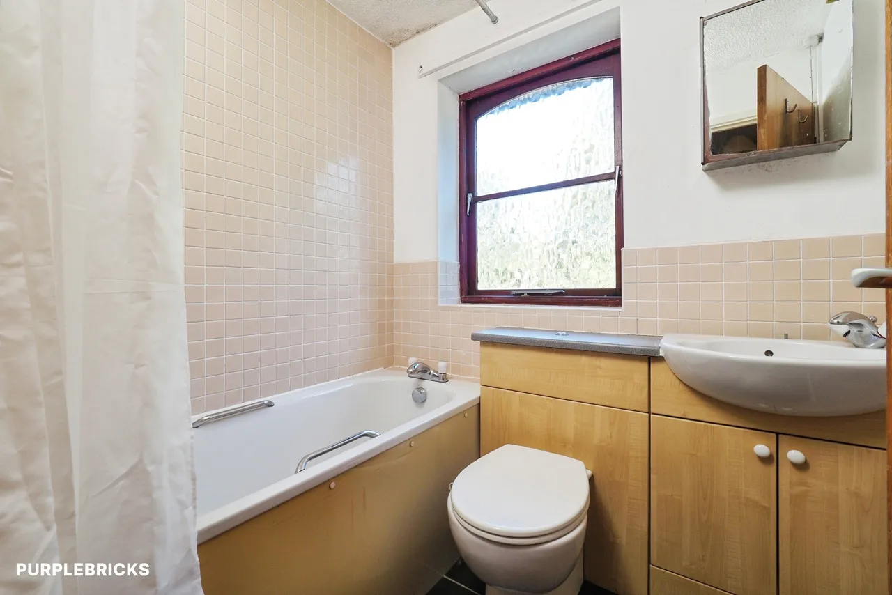 Avon Gardens, West Bridgford, NG2, photo 15