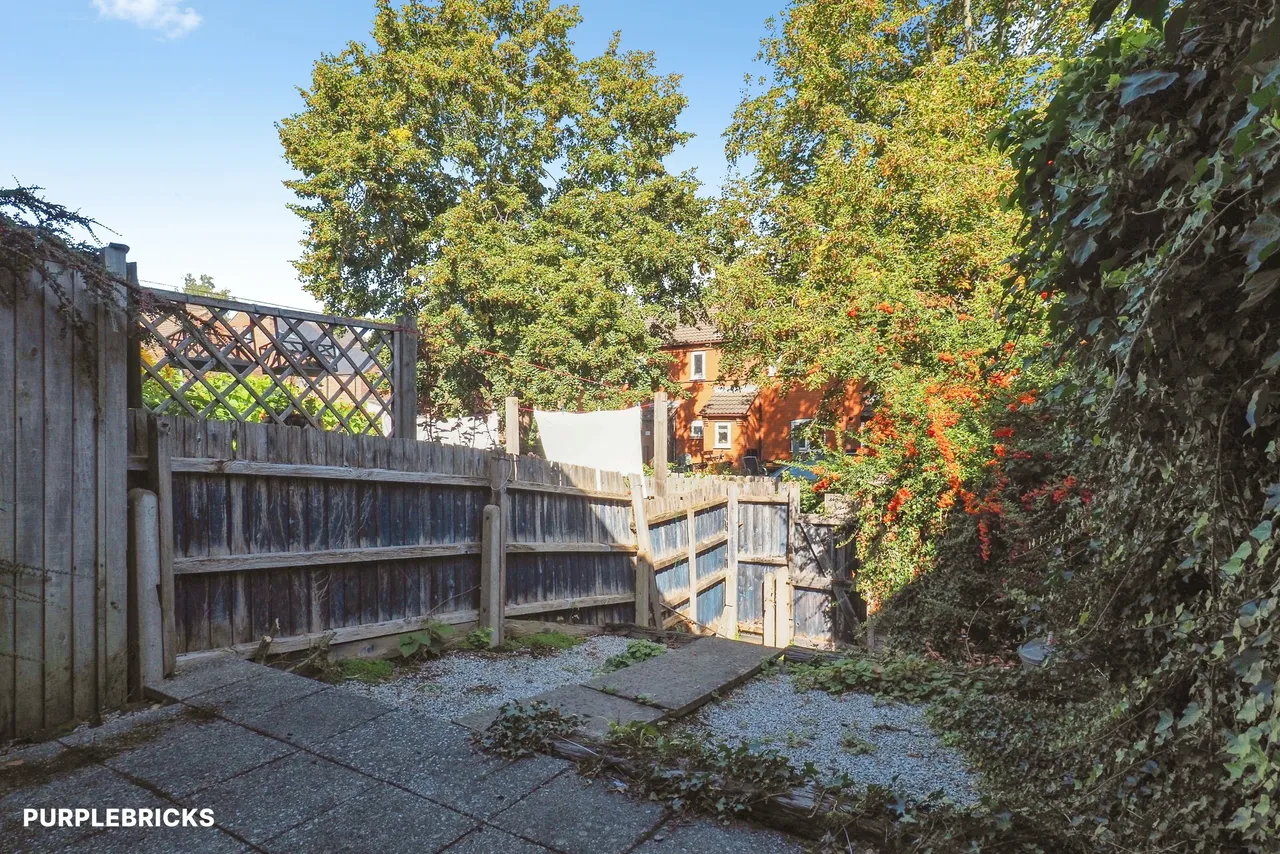 Avon Gardens, West Bridgford, NG2, photo 8