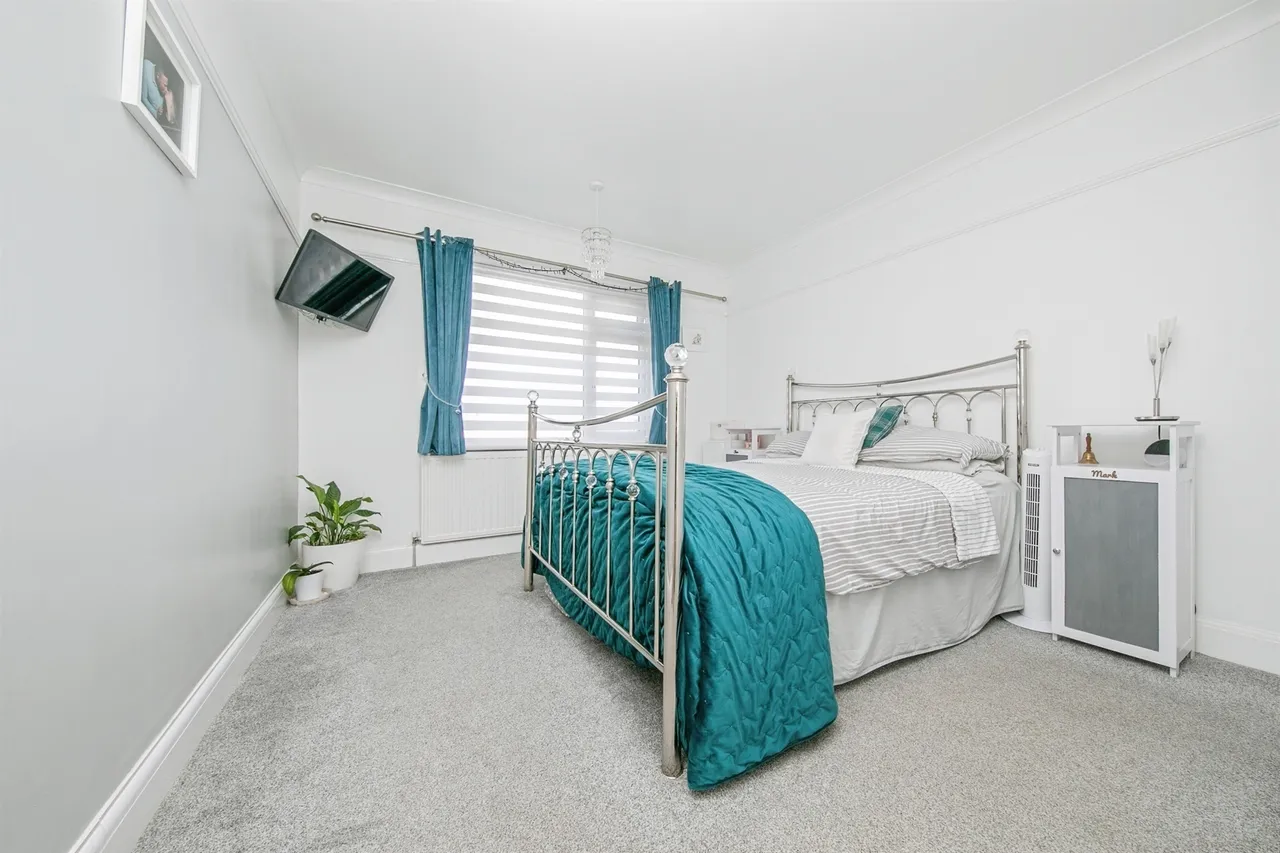 Boley Drive, Clacton-On-Sea, photo 9