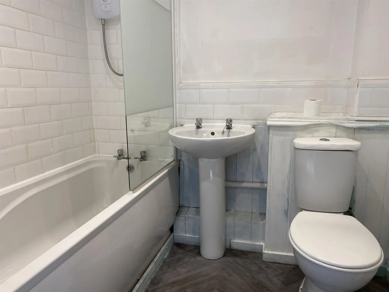 Merleburgh Drive Kemsley, Sittingbourne, Kent ME10 2RW, photo 5