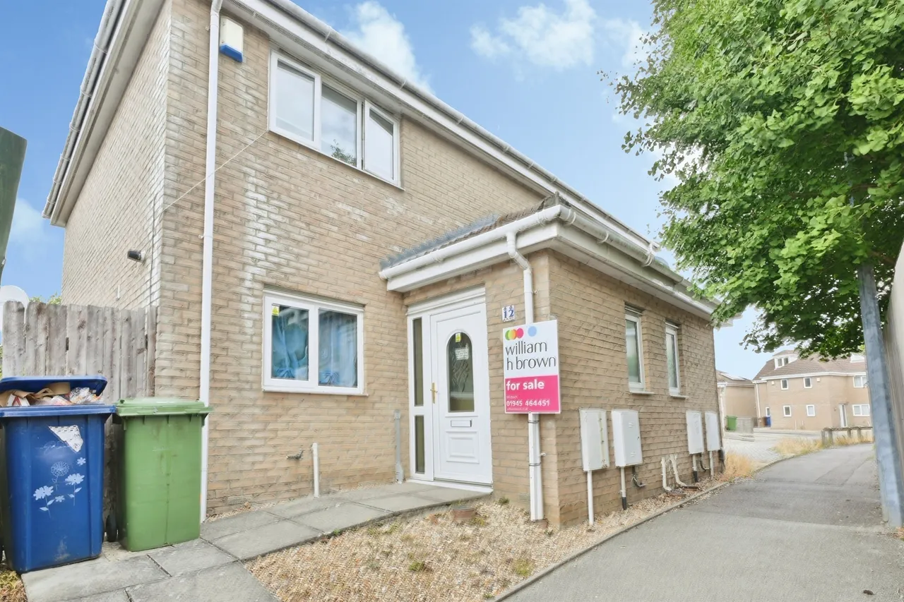 2 bed house for sale — Apeldoorn Walk, Wisbech