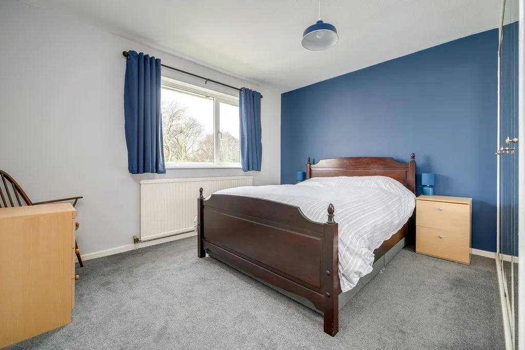 Thorndene Way, Bradford BD4 0SW, photo 11