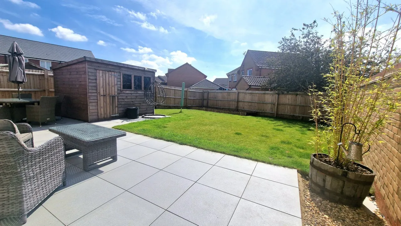 Brewton Drive, DEEPING ST JAMES, PE6, photo 22