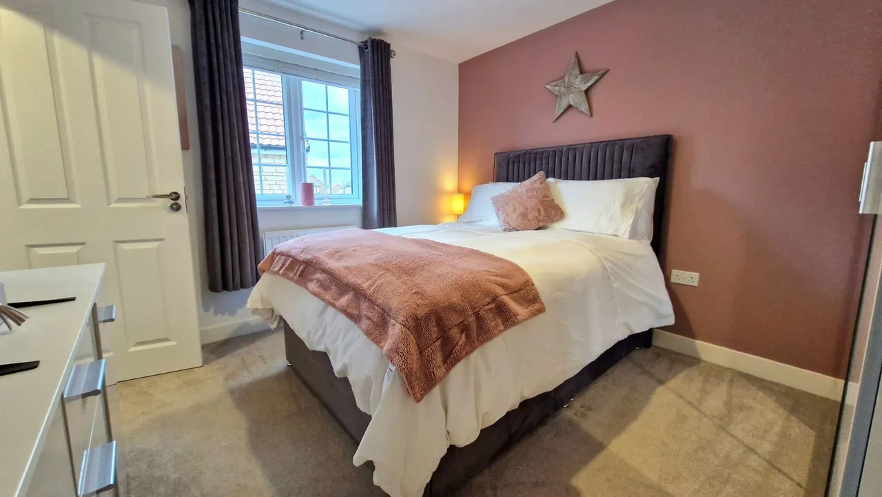 Brewton Drive, DEEPING ST JAMES, PE6, photo 15