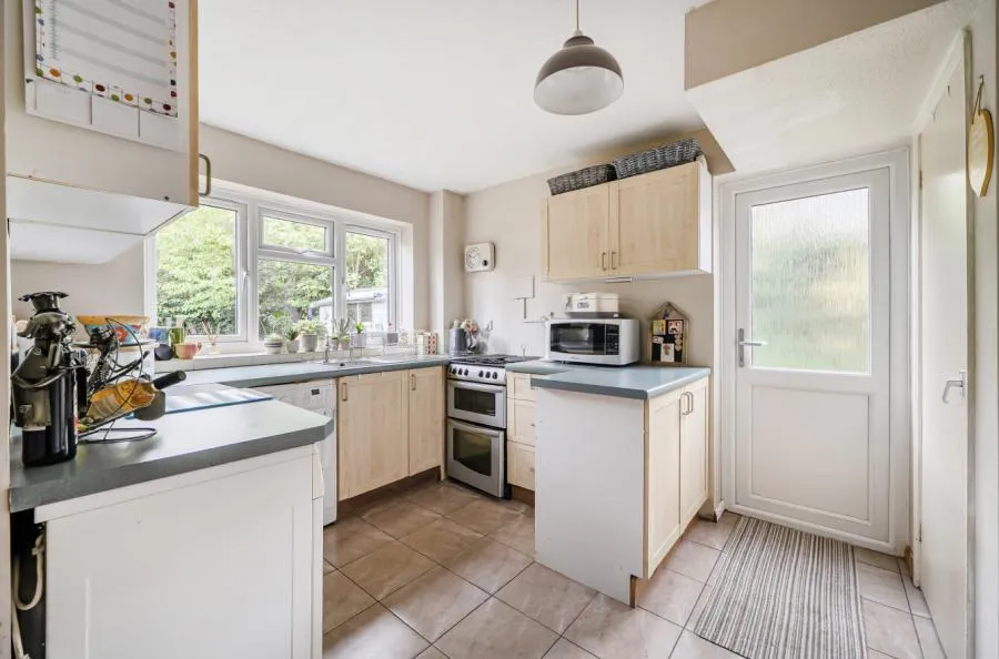 Edinburgh Road, Reading, RG30, photo 17