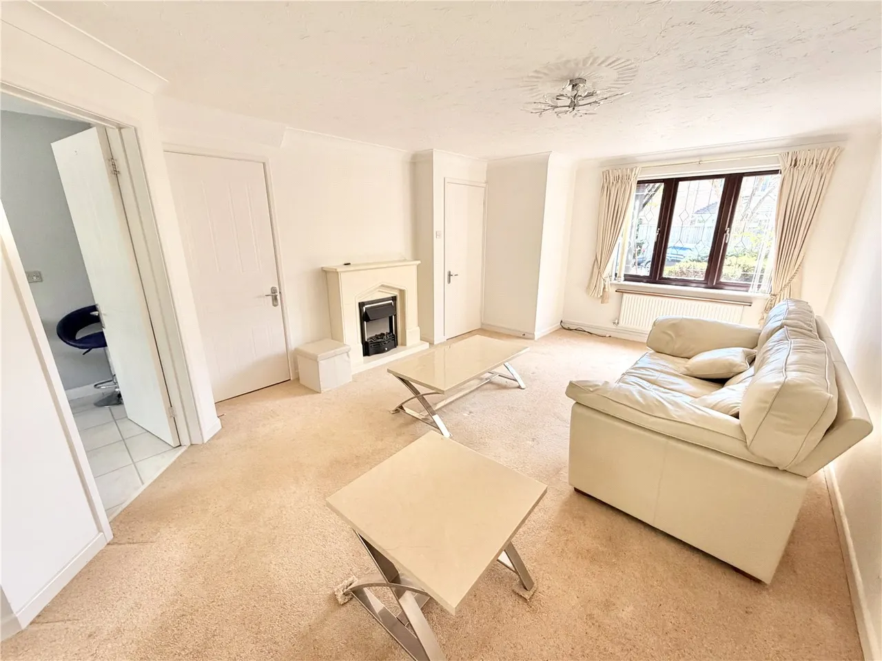 Doulton Gardens, Whitecliff, Poole, BH14, photo 4