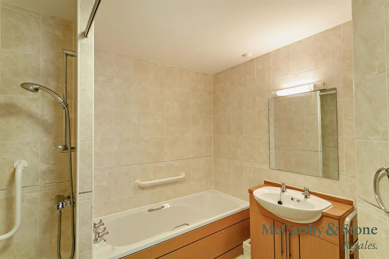 Malpas Road, Northallerton, DL7, photo 5