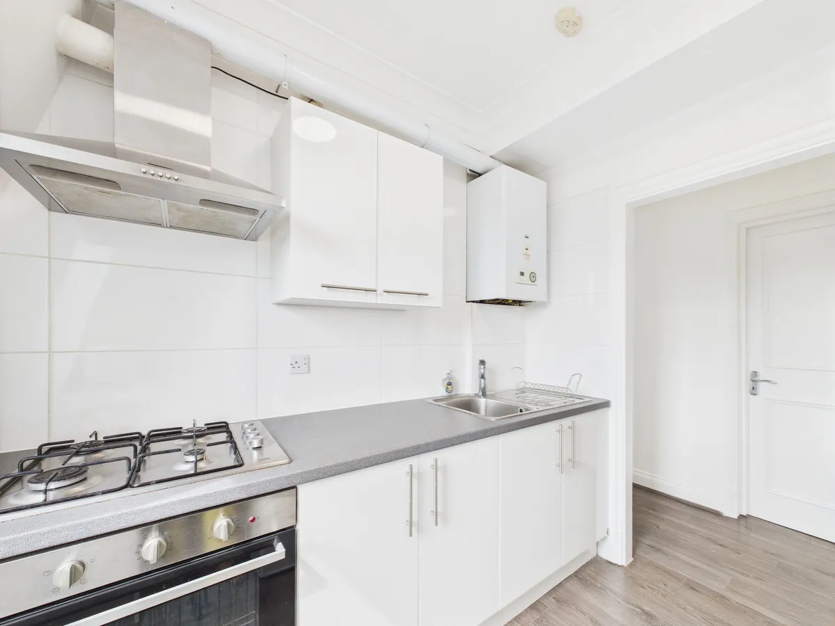 London, NW6, photo 11