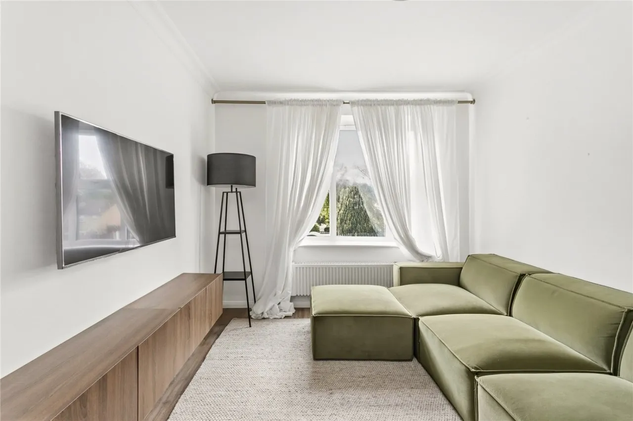 Portland Road, London, N15, photo 2