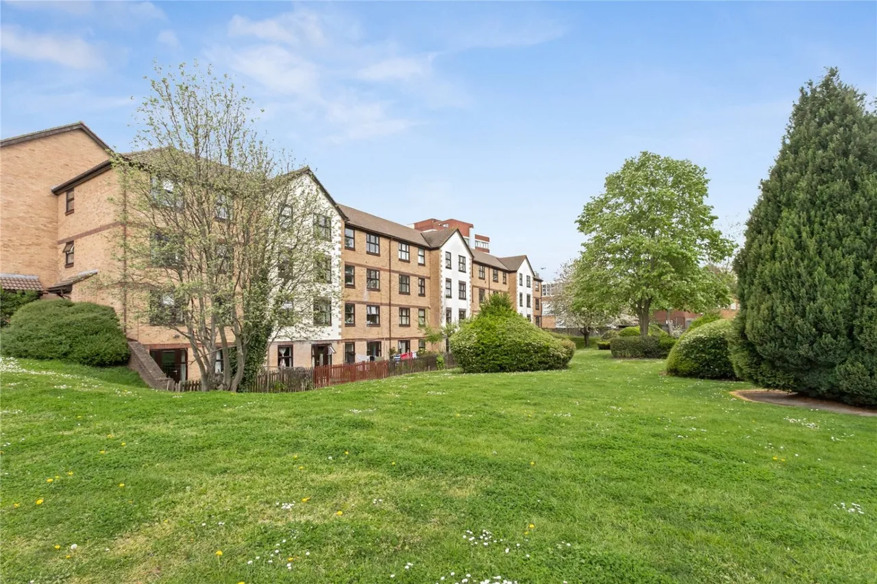Portland Road, London, N15, photo 11