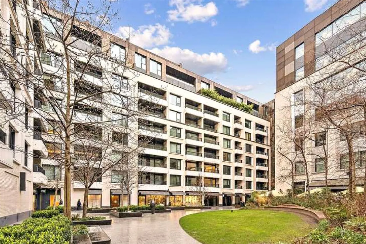 Rathbone Square, Evelyn Yard, W1T, photo 5