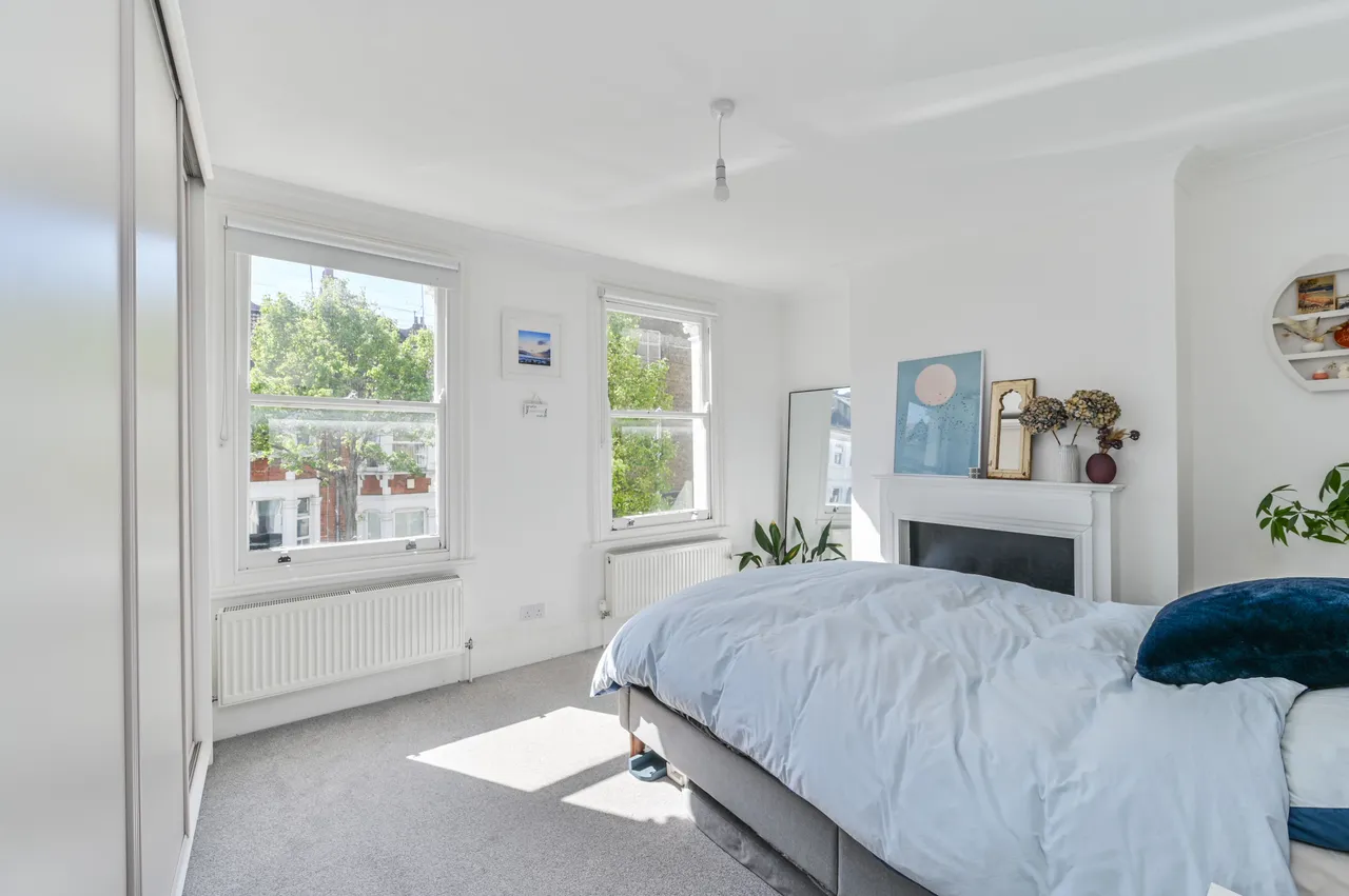 13 Mossbury Road, London, photo 7