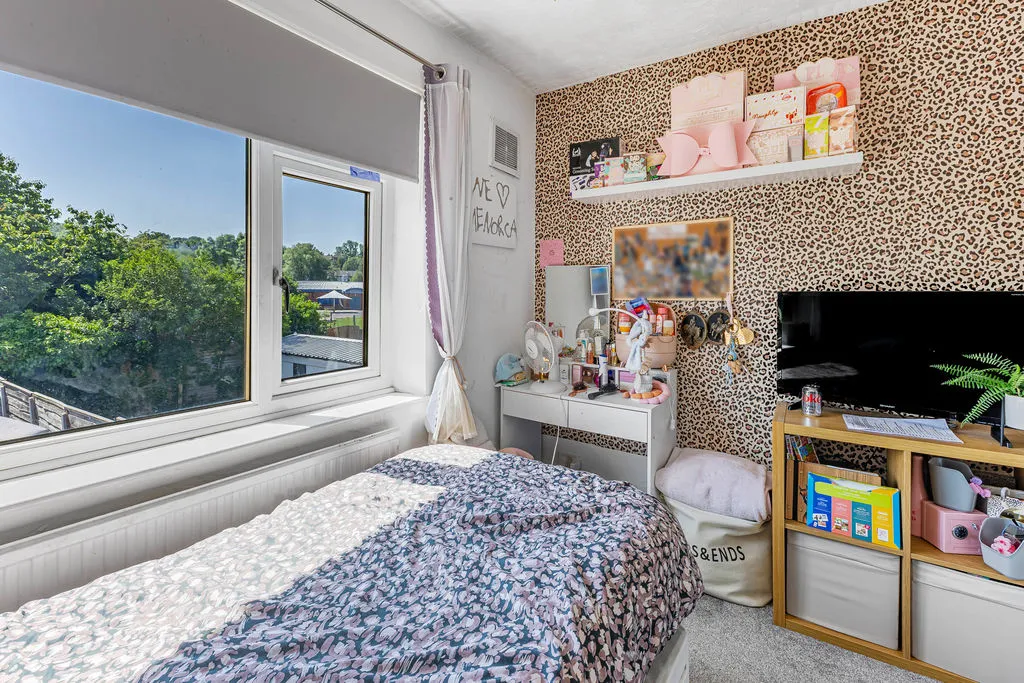 Queensway, Rochdale OL11 2NA, photo 15