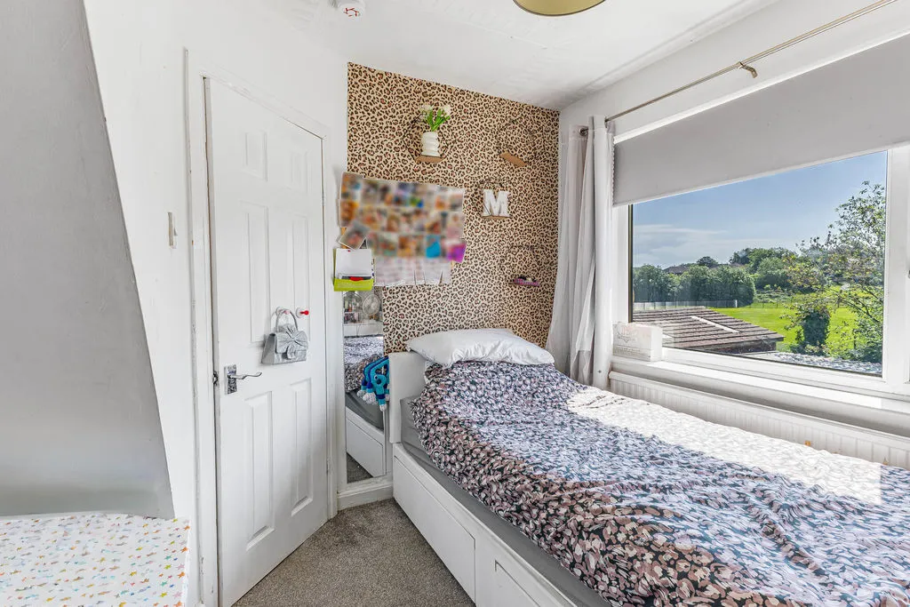 Queensway, Rochdale OL11 2NA, photo 16