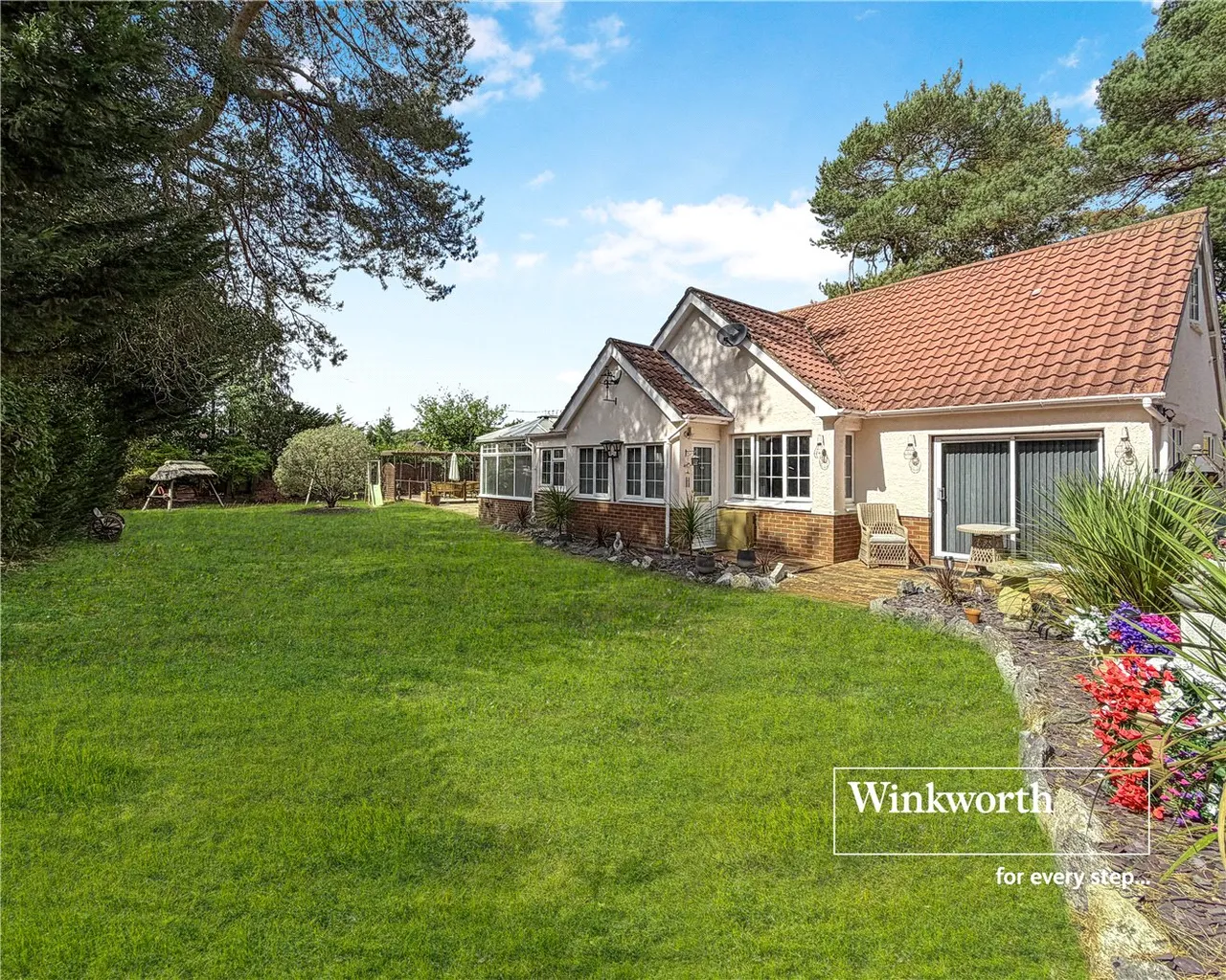 3 bed house for sale, Garden Lane, St. Leonards, BH24