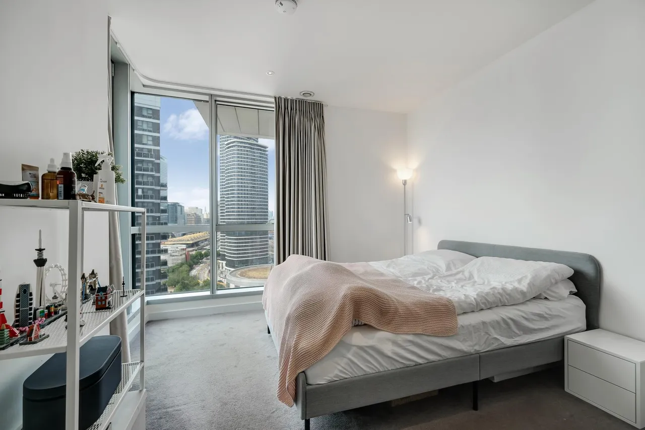 Biscayne Avenue, E14, photo 8