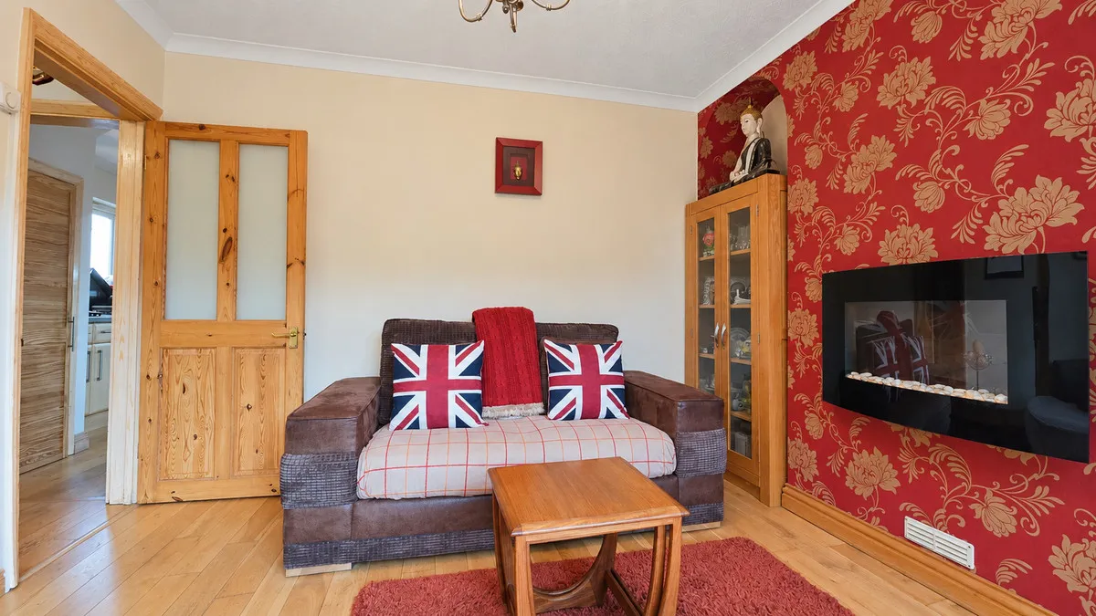 Dominion Drive, Romford, RM5, photo 13