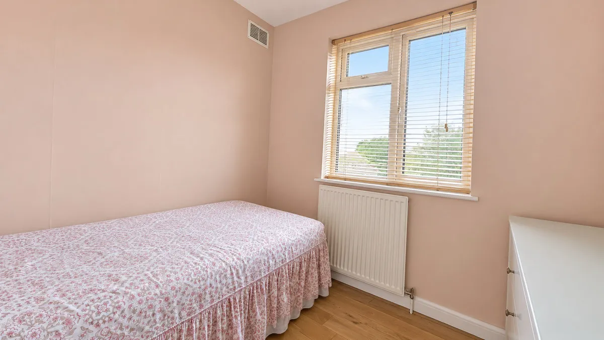 Dominion Drive, Romford, RM5, photo 20
