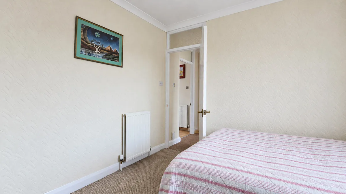 Dominion Drive, Romford, RM5, photo 17