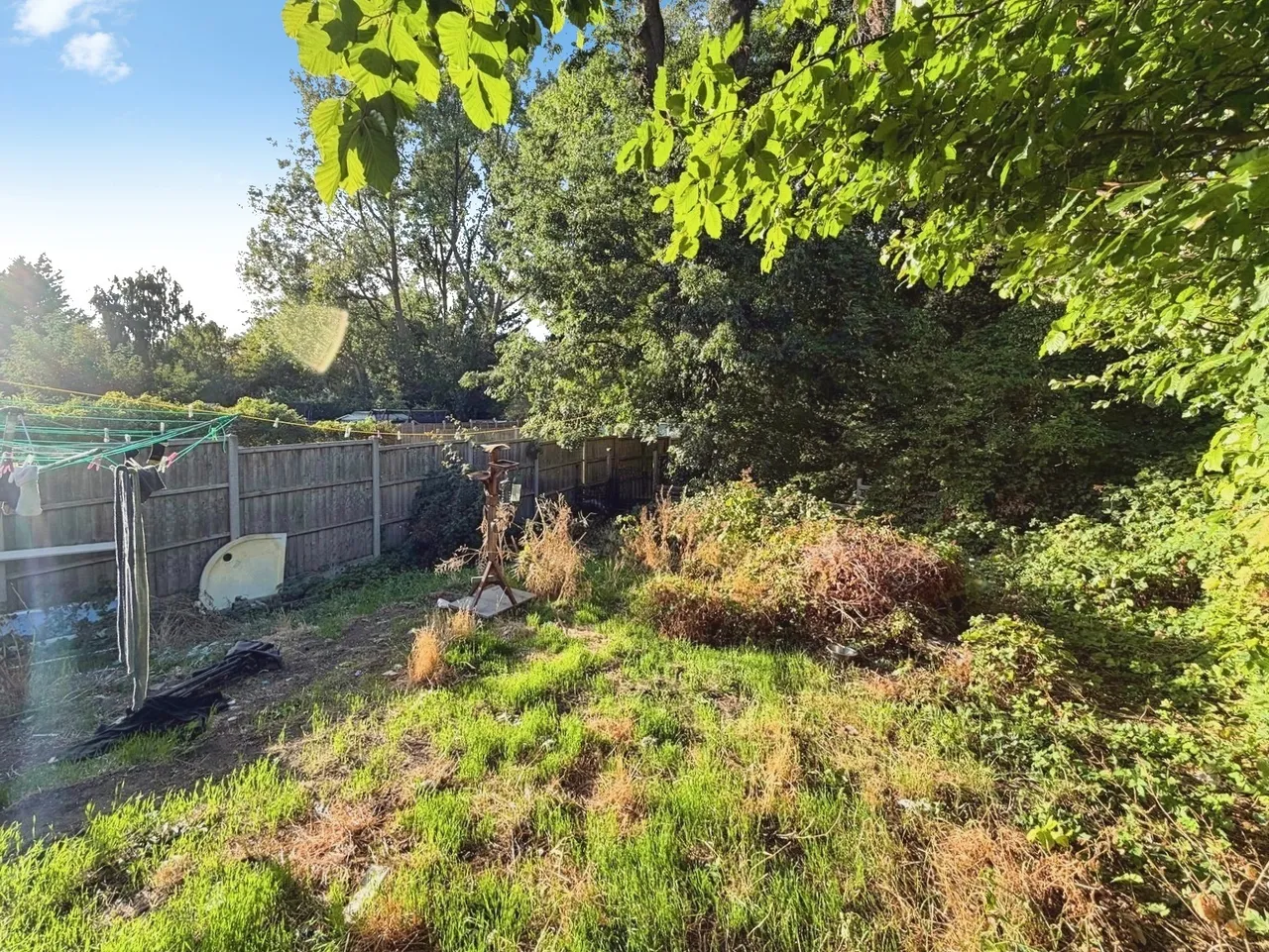 Woodhaw, Egham, TW20, photo 3