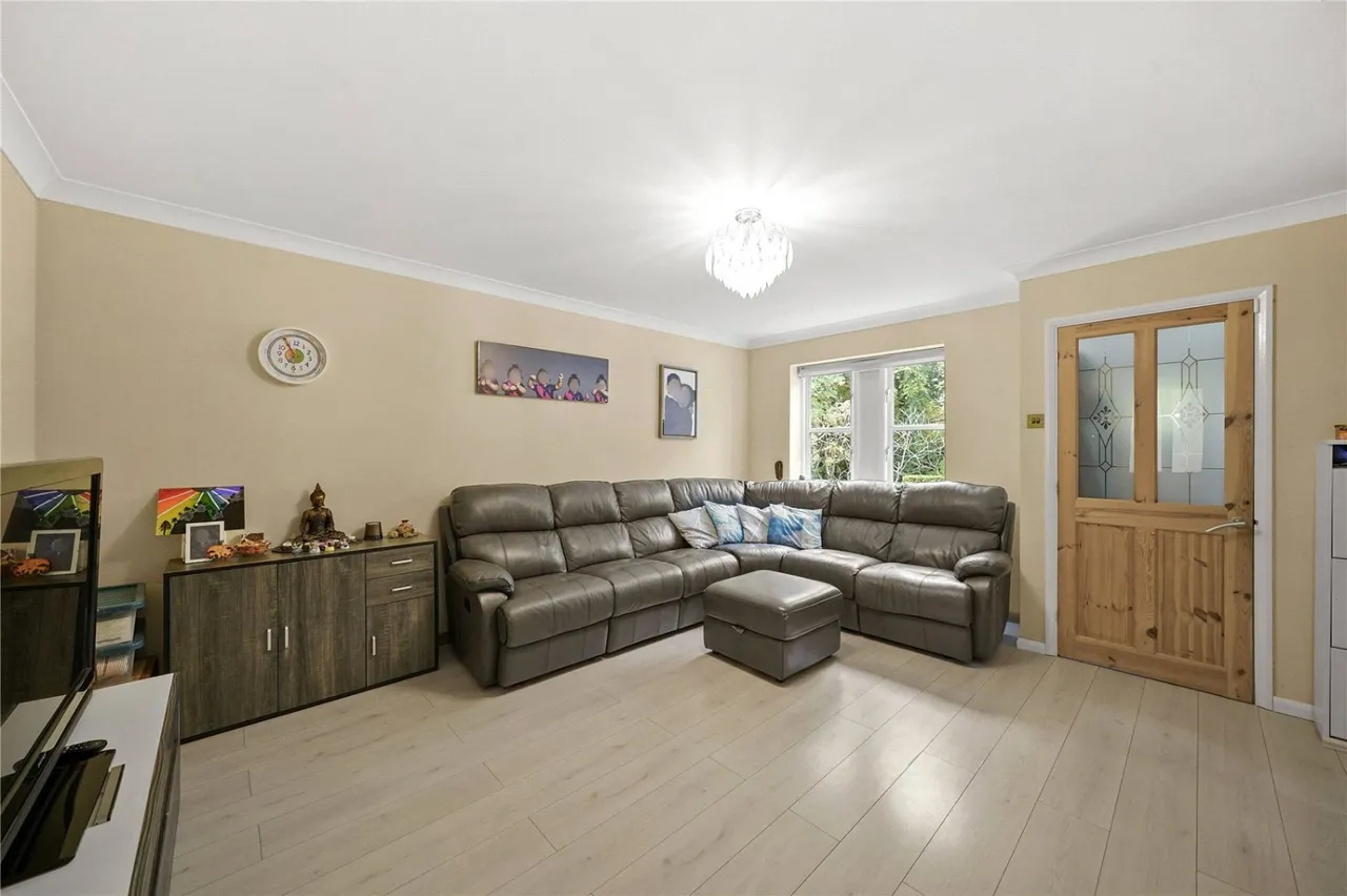 Lonsdale Drive, Enfield, EN2, photo 6
