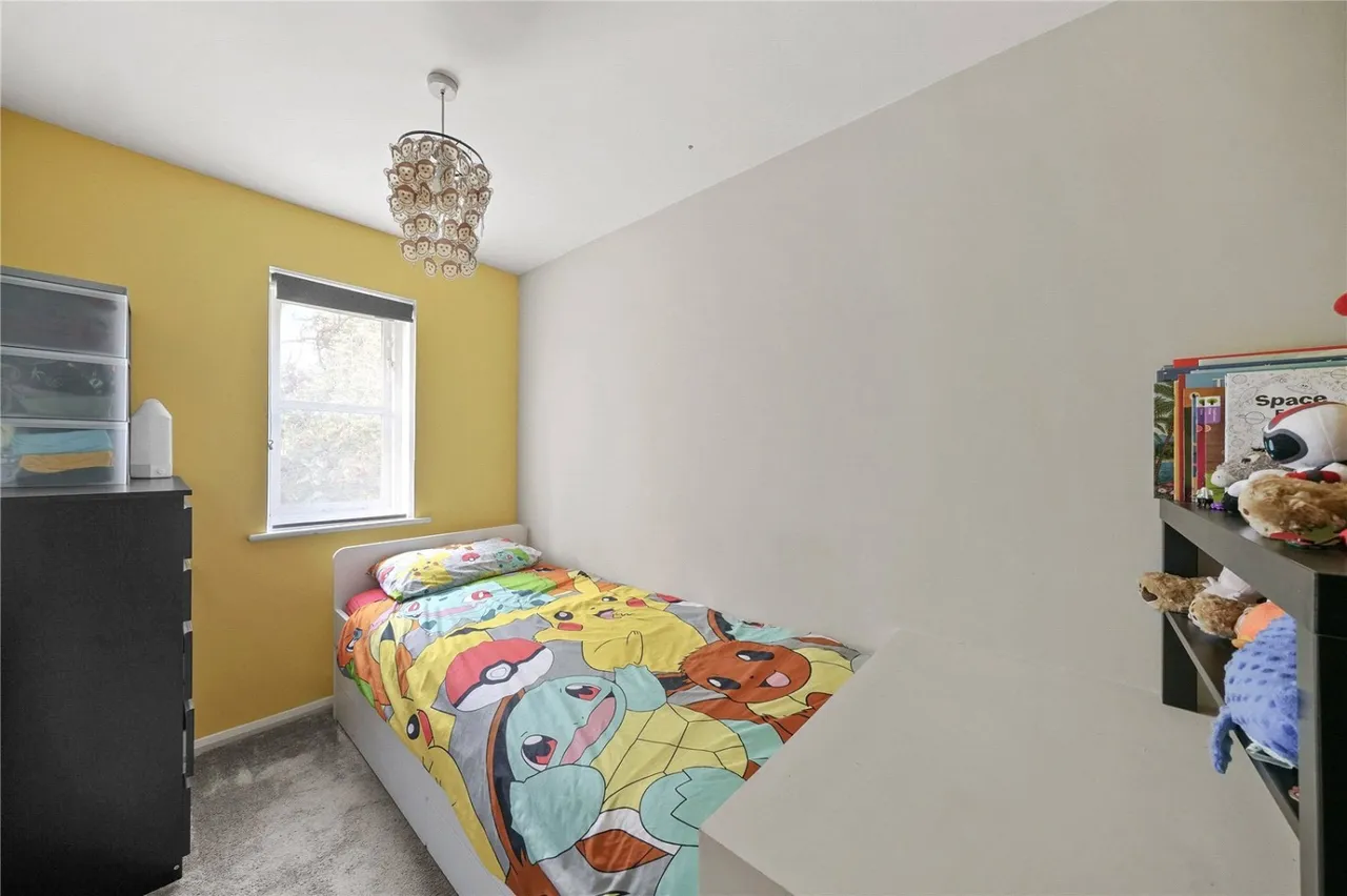 Lonsdale Drive, Enfield, EN2, photo 12