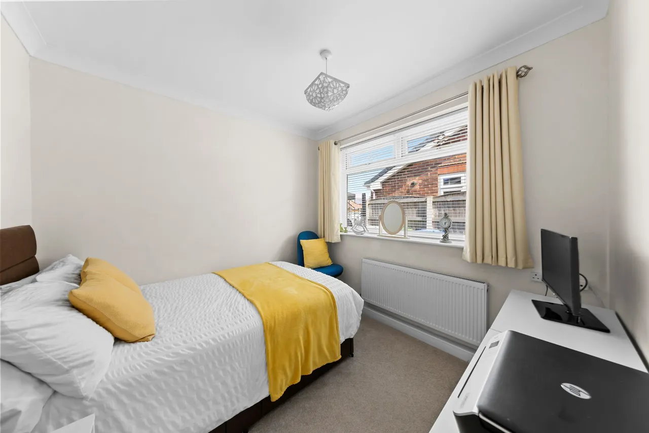 Winfrith Road, Fearnhead, Warrington, Warrington, WA2 0QE, photo 6