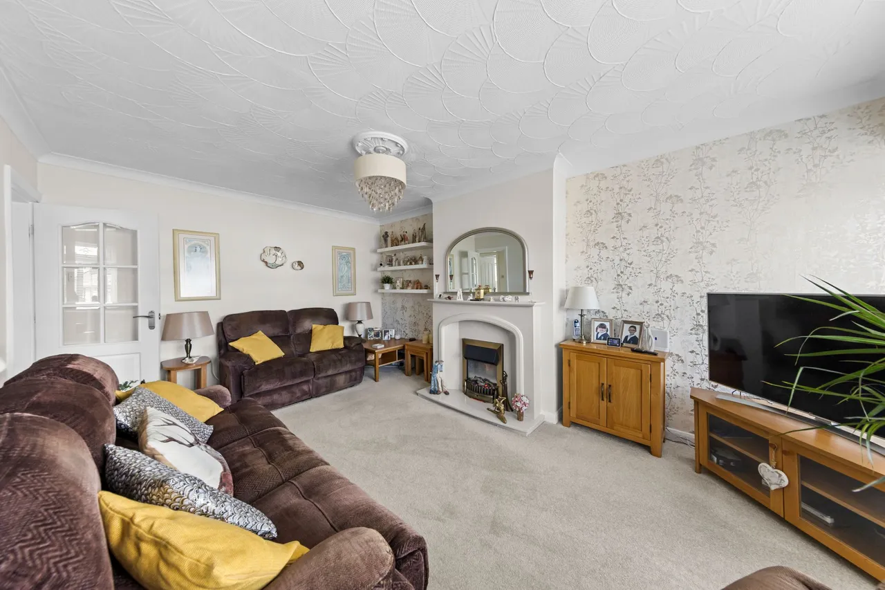 Winfrith Road, Fearnhead, Warrington, Warrington, WA2 0QE, photo 12