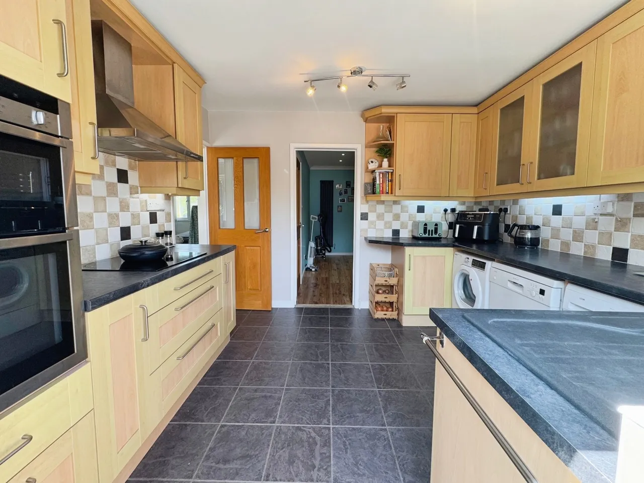Cambrian Road, Farnborough, Hampshire, GU14 9JF, photo 14