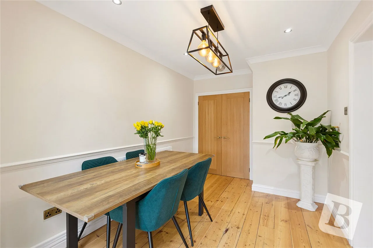 Acres Avenue, Ongar, CM5, photo 6
