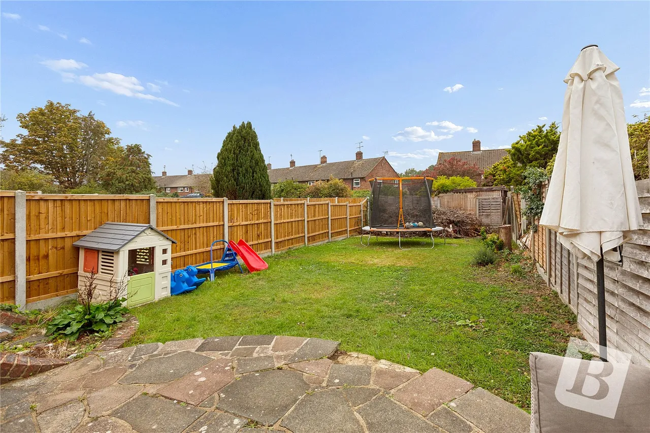 Acres Avenue, Ongar, CM5, photo 8