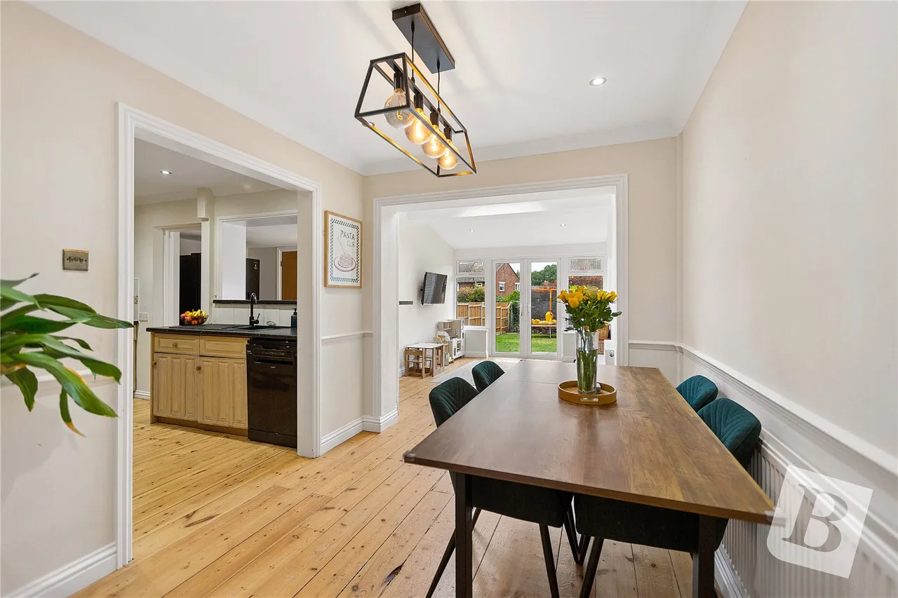 Acres Avenue, Ongar, CM5, photo 5