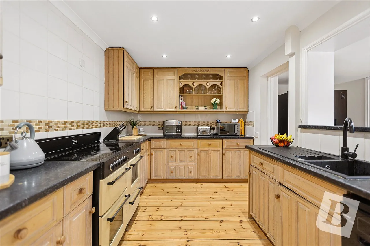 Acres Avenue, Ongar, CM5, photo 4