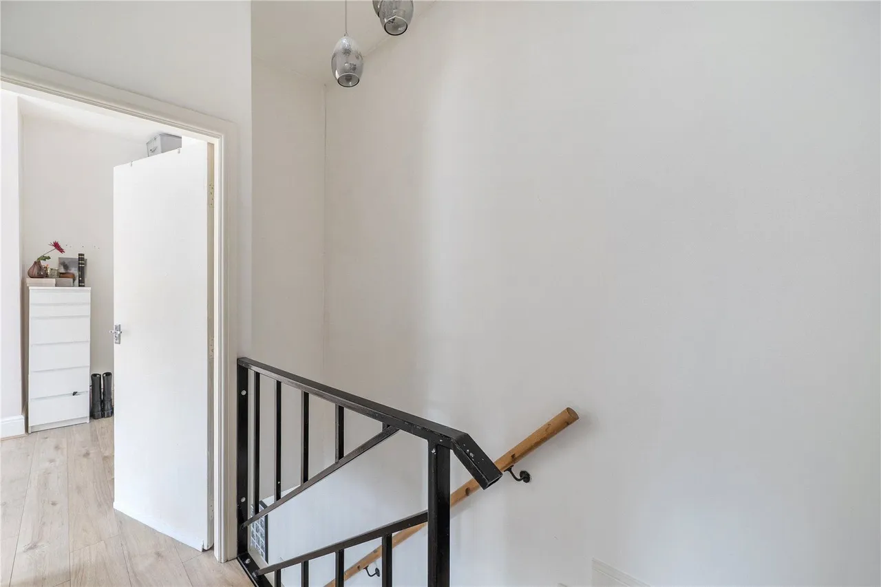 Prospect Terrace, Rodley, LS13, photo 17