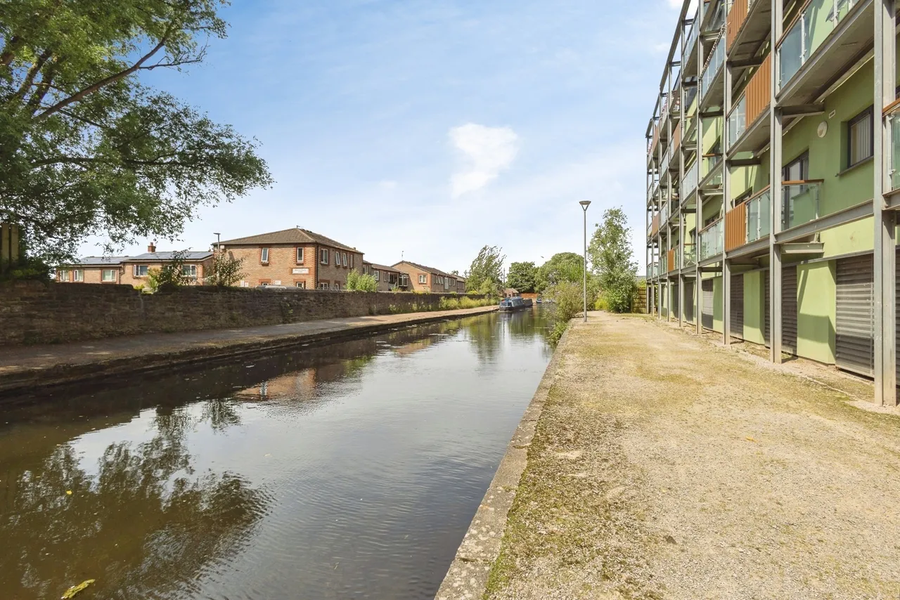 Droylsden Wharf Road, Droylsden, M43, photo 16