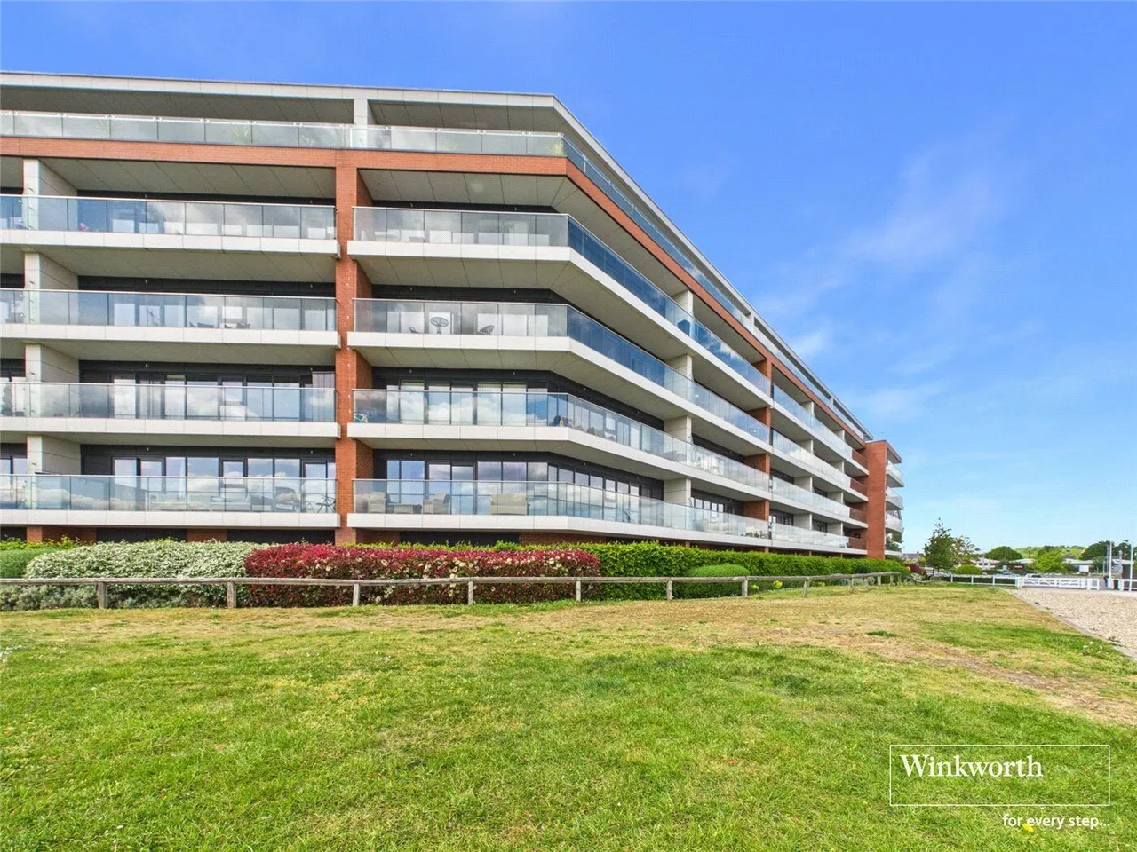 2 bed flat for sale, Racecourse Road, Newbury, RG14
