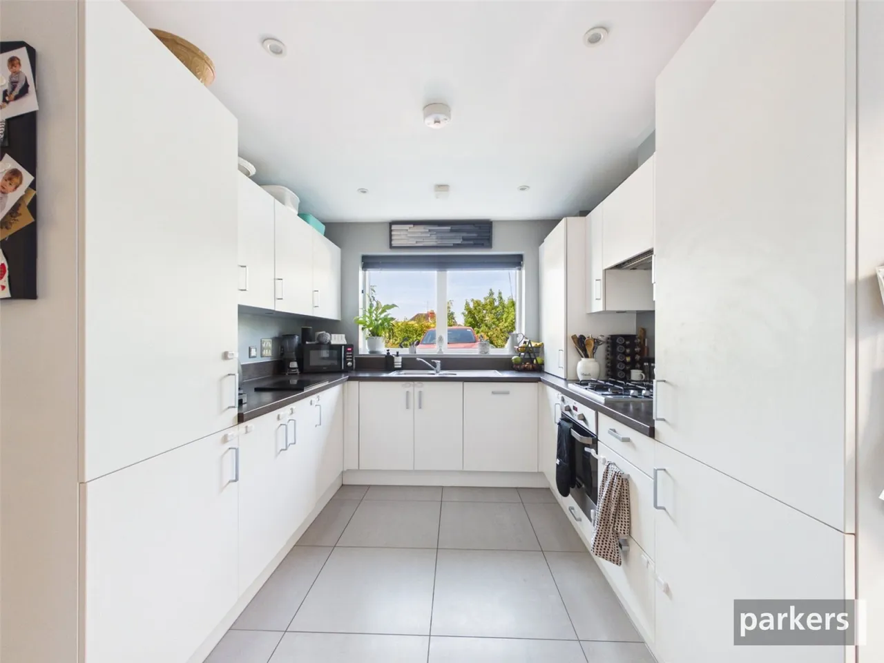 Sutton Close, Earley, RG6, photo 2